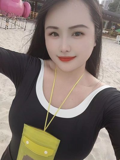 南宁静雯