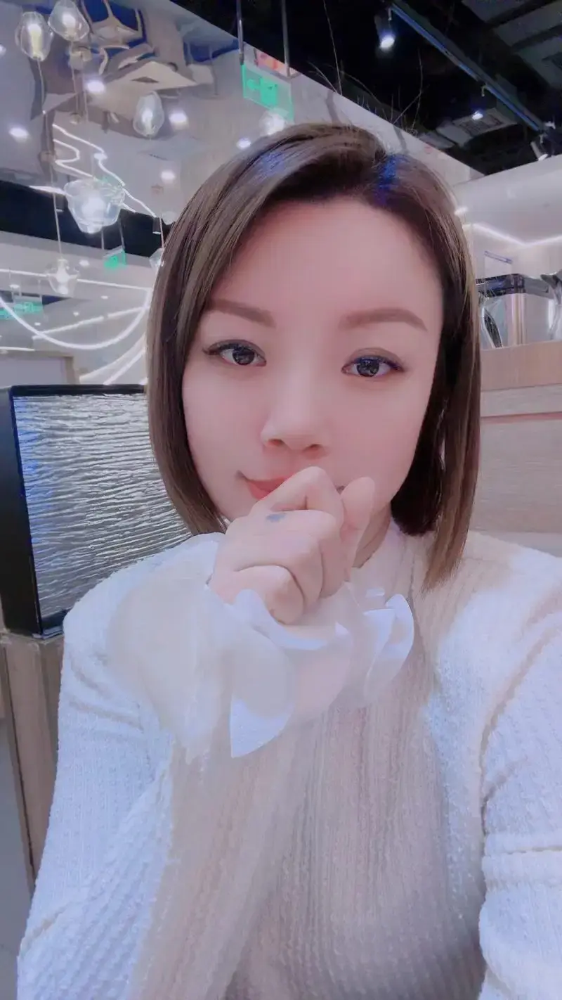 大连莉莉