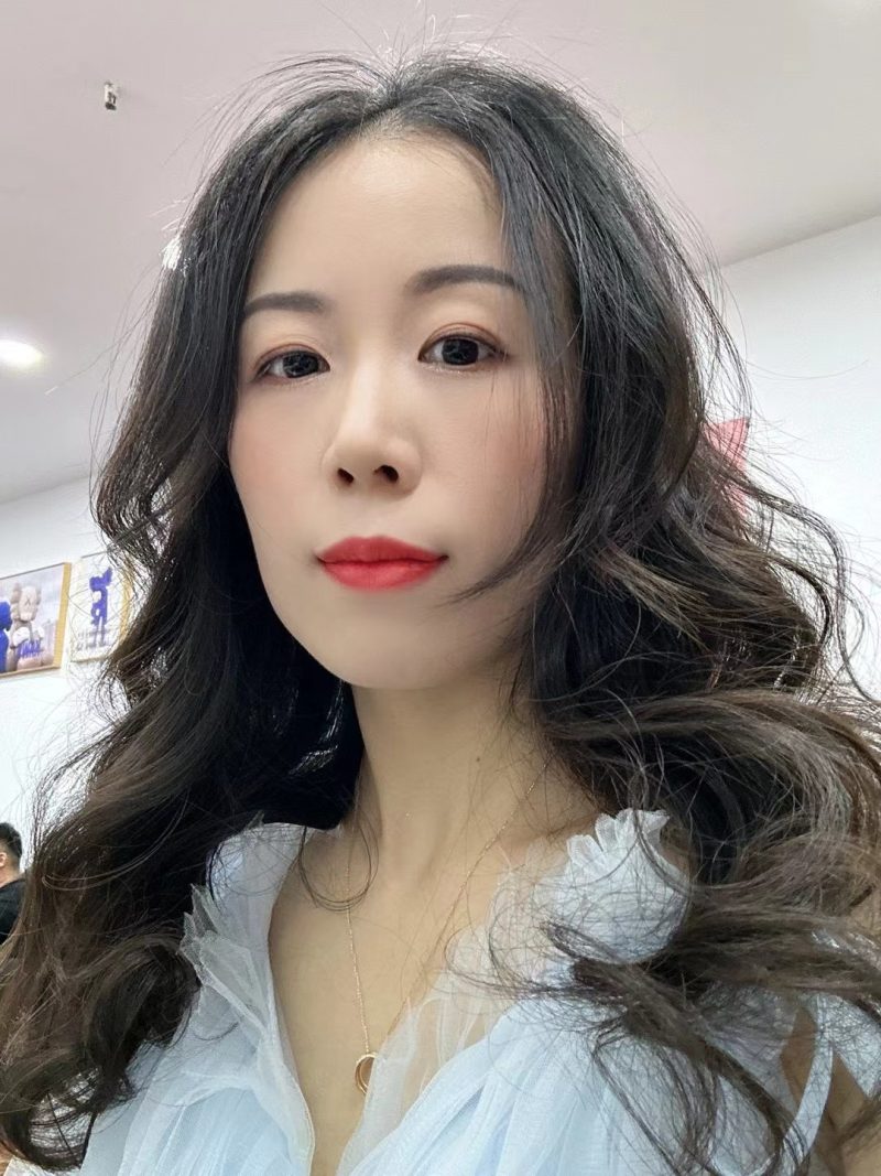 广州Lily