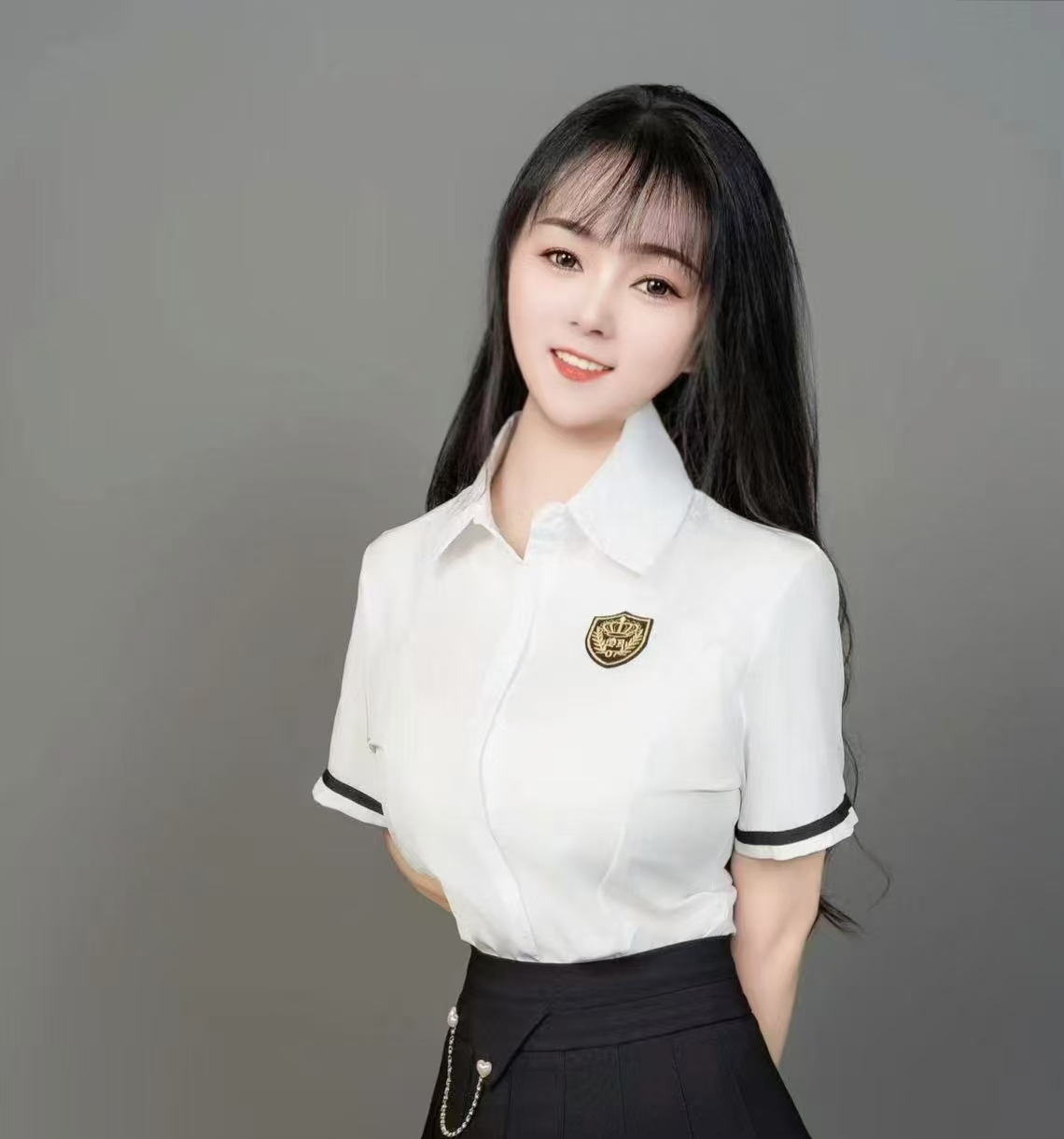 成都菲菲Feifei商务按摩