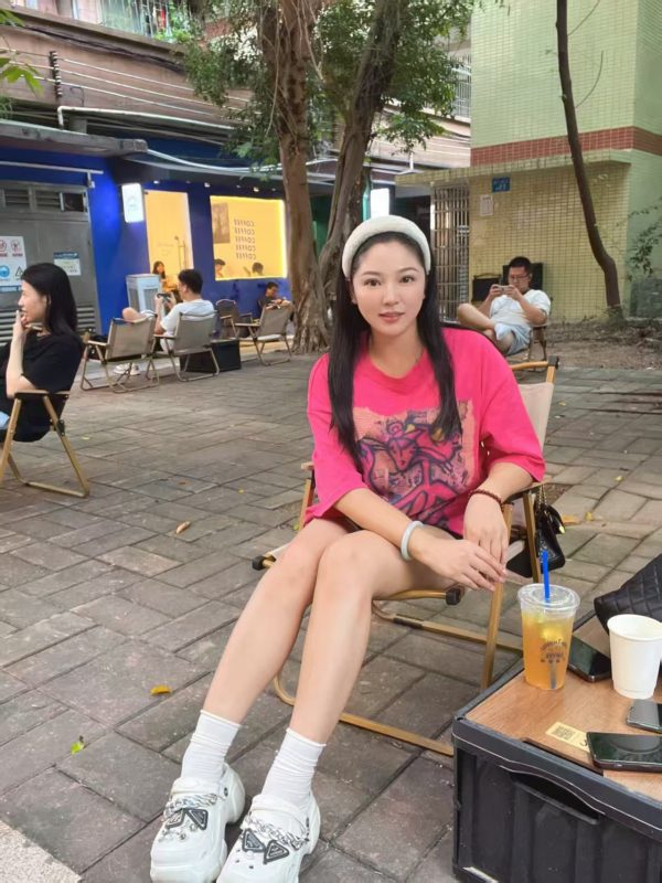 广州小鱼儿Li广州小鱼儿Little Fish到家上门ttle上门推油