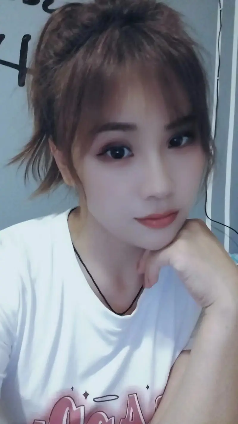 珠海诗诗