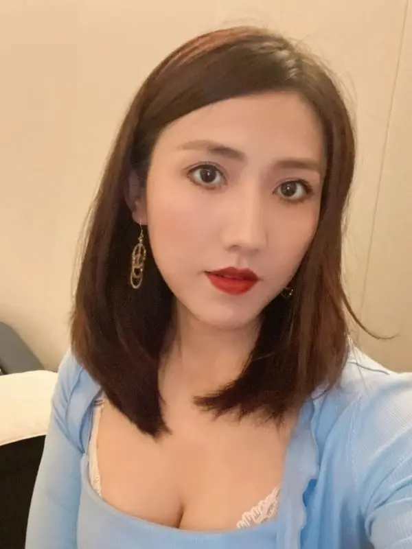 深圳(芽芽)约会按摩