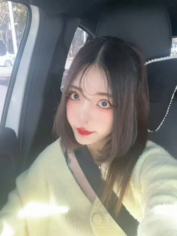 青岛小依依飞机按摩