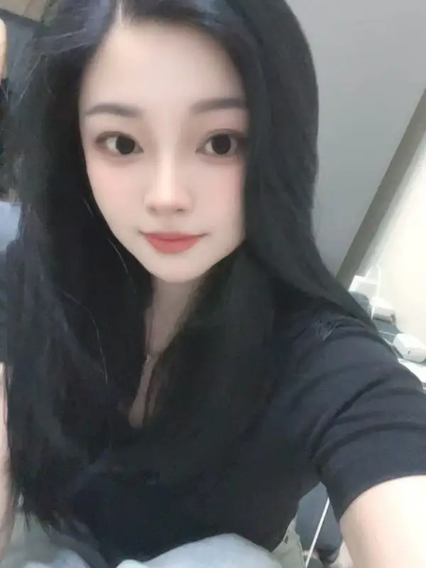 中山艾薇服装商务按摩