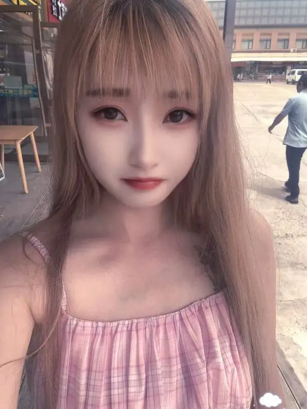 certified masseuse Beijing Qingqing