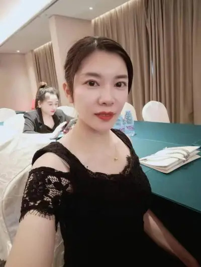 Sissy Wuhan