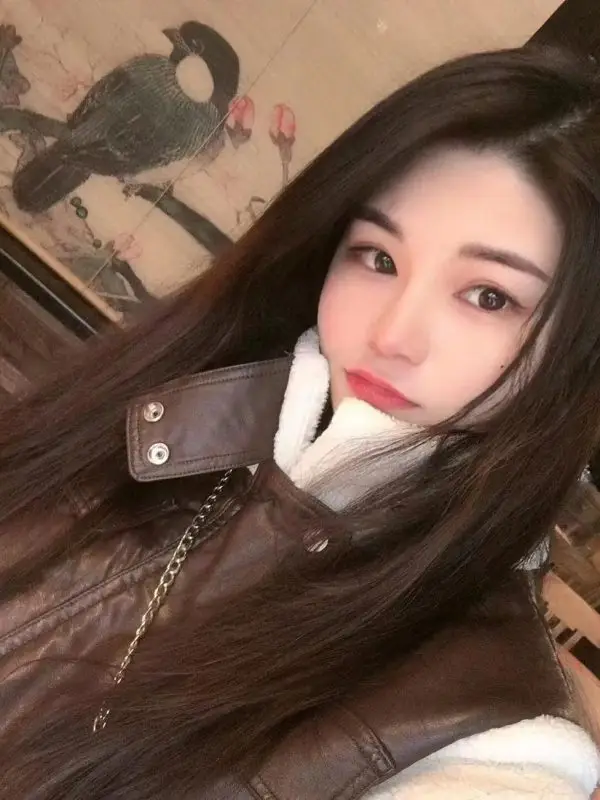 Nanjing Yangtze River Wellness XiaoHongHua