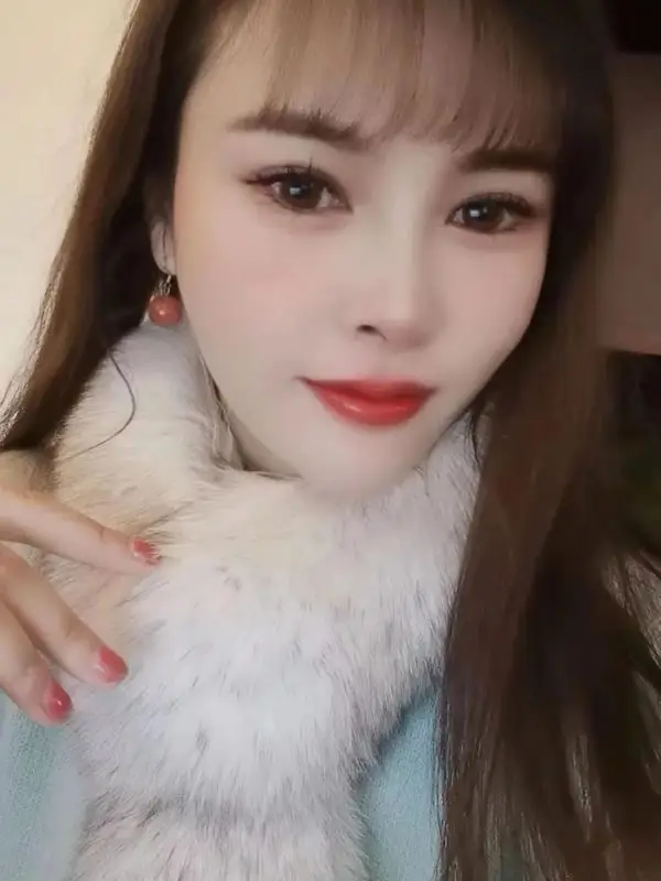 Out-Call Girl Qingdao Yiren