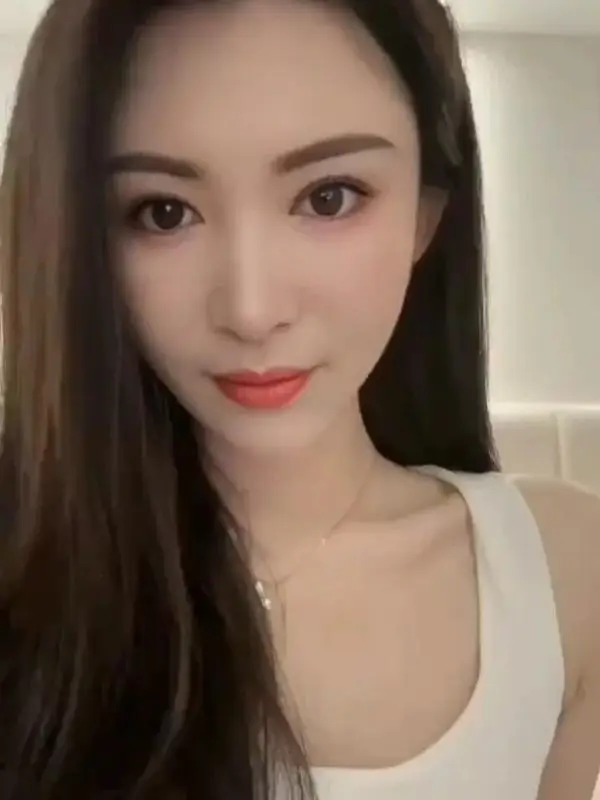 Qingdao Certified Therapist Qianqian