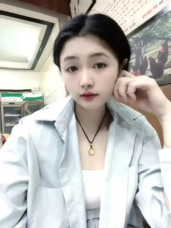 Back Spine Shenzhen Home Visit XiaoZhou