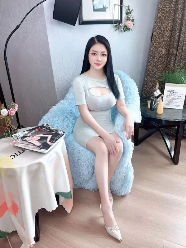 Signature Oil Shenzhen Visit YuYu