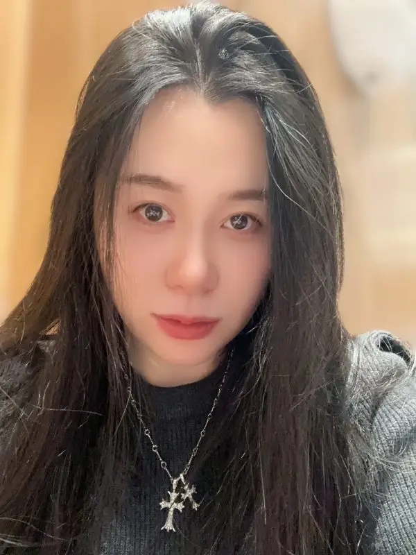 Swedish Shenzhen Home Service Jojo