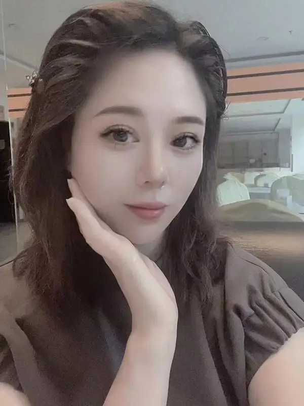 therapeutic massage Chongqing Luoni