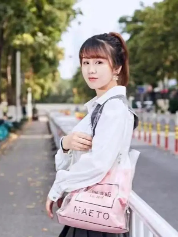 Wuxi Four-Hand Home Experience YingHua