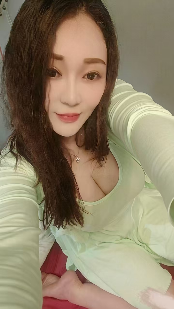 Rosemary Oil Massage Home Shenzhen Abi - Image 3